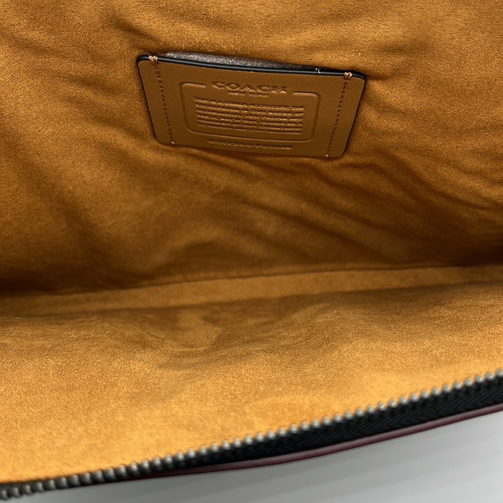 Coach Zip Around Laptop Case - Picture 4 of 8